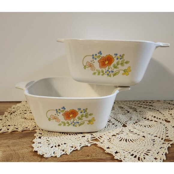 2- Corningware Wildflower Casseroles P-43-B - Picture 1 of 11
